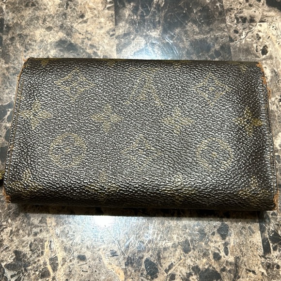LV Mono snap wallet - Picture 2 of 16
